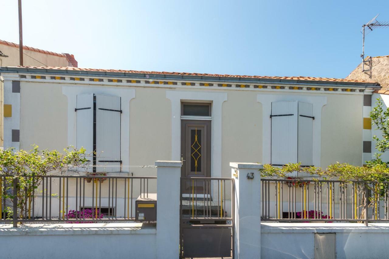 L'Escale Marine - Couette Et Cafe Acomodação com café da manhã La Rochelle  Exterior foto